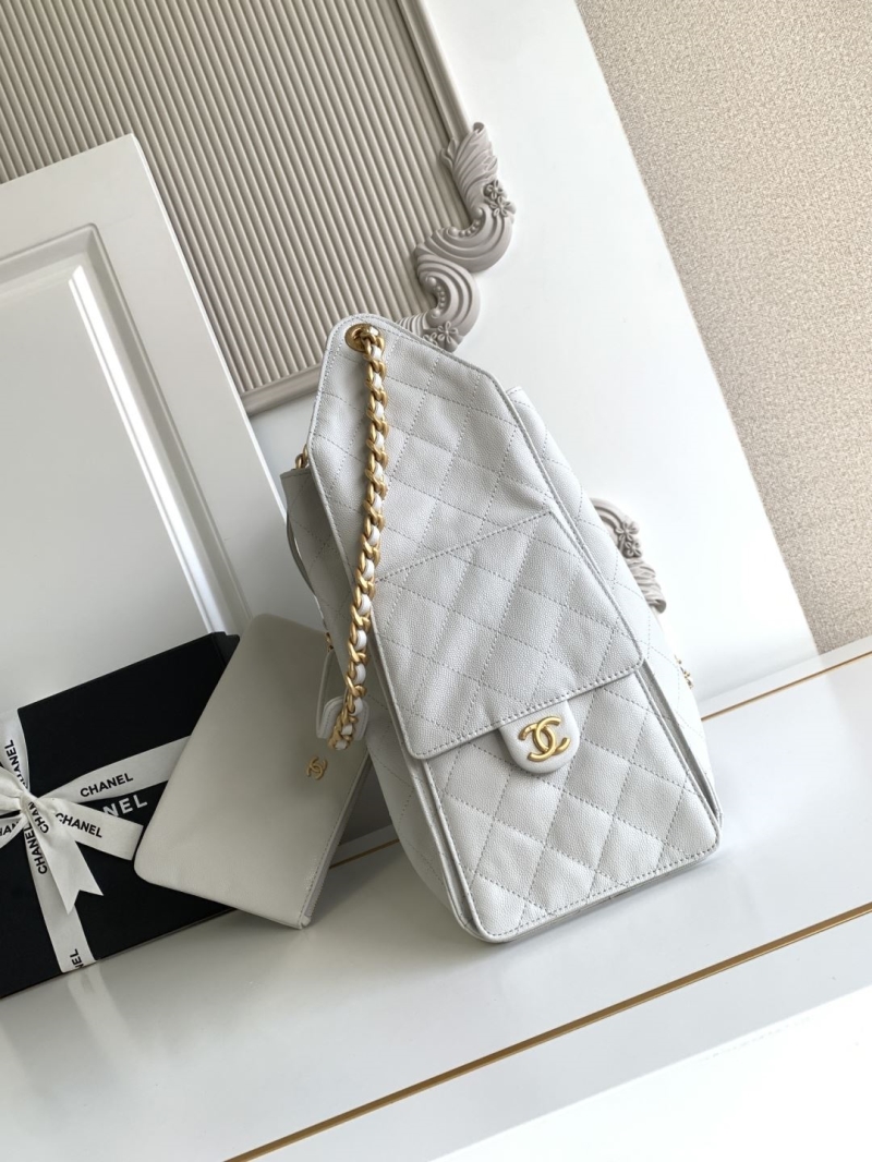 Ch**el 25c hobo bags